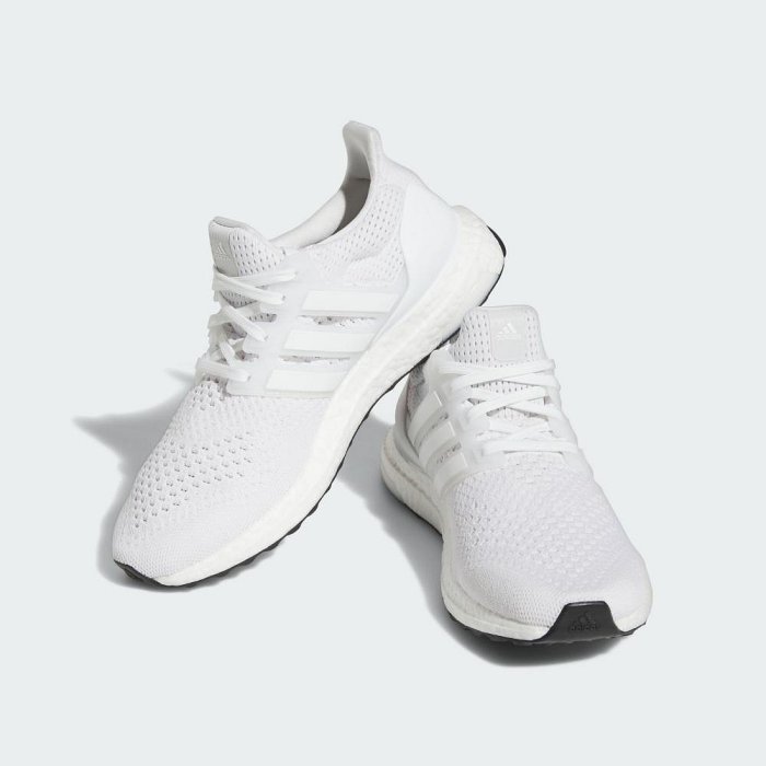 Adidas Ultraboost 1.0 愛迪達白色慢跑鞋 舒適頂級白色運動鞋 女 HQ4207