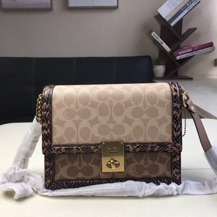 【小怡代購】全新 COACH 89068 美國正品代購蛇皮拼老花帆布 大款 hutton 新款 鏈條包 超低直購