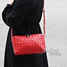 【茱麗葉精品】全新精品 BOTTEGA VENETA 專櫃商品 597329 經典編織羊皮拉鍊斜背包.亮紅 現貨