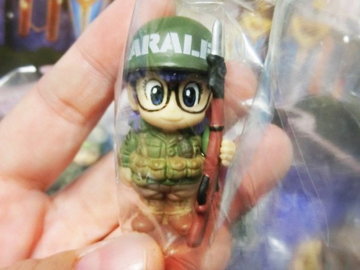 IQ博士 阿拉蕾 Arale 機器娃娃 丁小雨從軍記 行軍記 unifive正版 2004