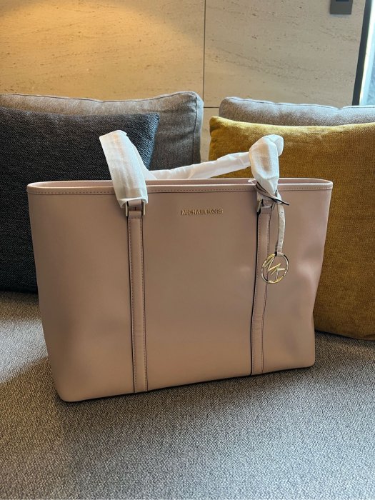 正品  MICHAEL KORS  托特包，媽媽包，購物袋 TOTE包 ，MK包  大方包 精品女包 肩背包 公事包 全新現貨，藕粉色 裸粉色 特價出售