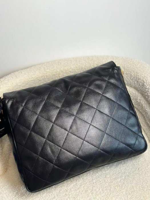 二手 Chanel 香奈兒 24P HOBO 黑色金扣大號郵差包