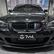 《※台灣之光※》全新BMW E60 類F10款 04 05 06年歐規LED方向燈黑底白光圈魚眼HID大燈組D2S 現貨