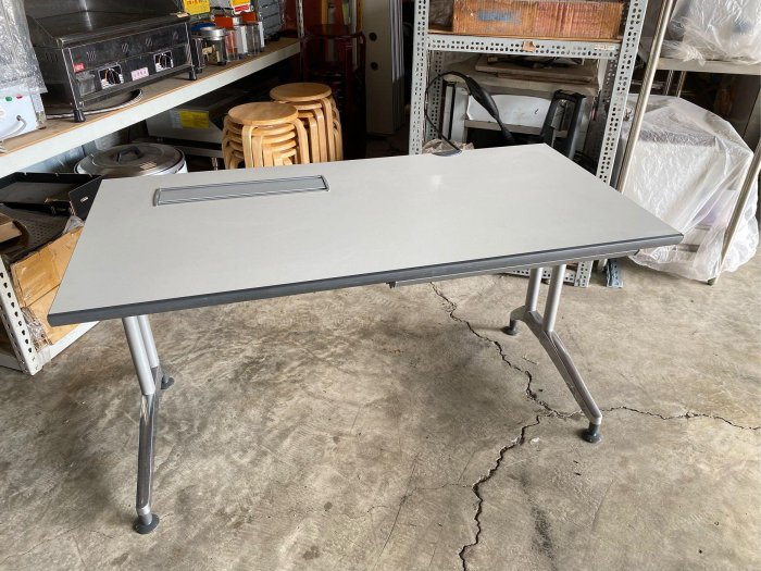彰化二手貨中心(原線東路二手貨)----- 震旦設計 140cm辦公桌