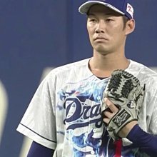 貳拾肆棒球--日本帶回2022日職棒中日龍昇龍特別版球衣