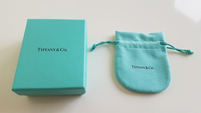 TIFFANY & CO. 蒂芬妮 750，18K黃金 ，經典款 十字架項鍊 ， 保證真品 超級特價便宜賣