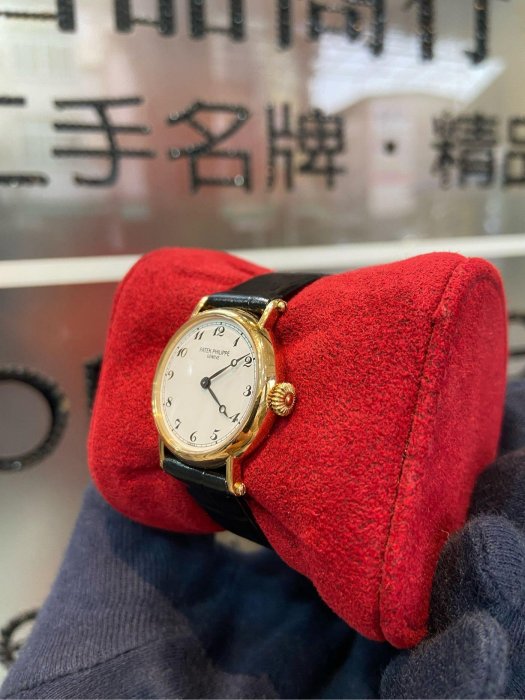 名品商行 2手名牌 PATEK PHILIPPE 百達翡麗 Calatrava 系列 4860 型 18K手上鍊 26mm 女錶 狀況90成新 錶帶換新的非原廠