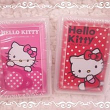 ♥小花花日本精品♥ Hello Kitty  可愛好實用多功能精美萬用滿滿點點圖粉.紅色撲克牌