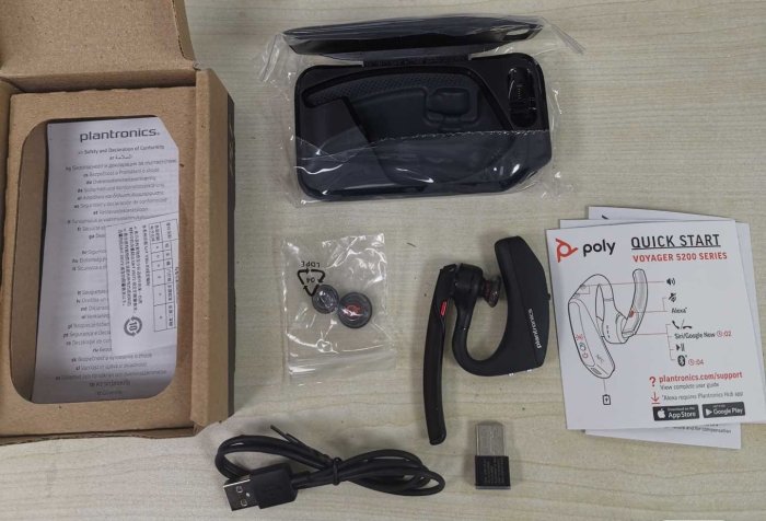 Plantronics Voyager 5200 UC 藍牙耳機,只有耳機,可連手機+SKYPE LINE