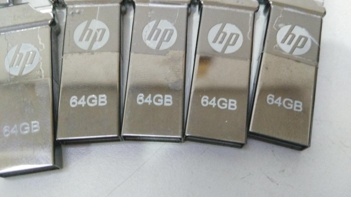 (樂華夜市)二手低容量   USB隨身碟 4GB =30   8G=40 16G=50  64G=70 歡迎議價