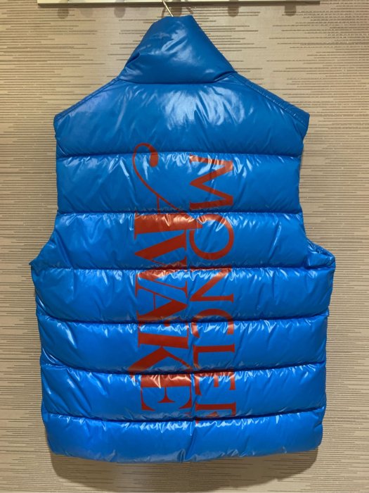 【EZ兔購】~正品 Moncler Genius 聯名 Awake NY Parker 羽絨 背心外套~現貨 XS S