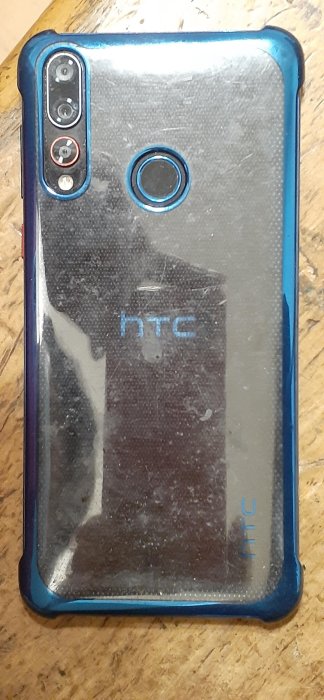 HTC Desire19+ D19+ PLUS（4G雙卡 1300萬畫 8核 6.2吋 ）只測試可開機聲音正常 品相如圖 零件機 狀況: 破屏 畫面異常