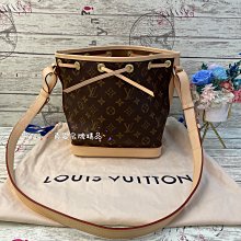 《真愛名牌精品》LV M40817 NOÉ BB 原花小水桶包 *全新品*代購