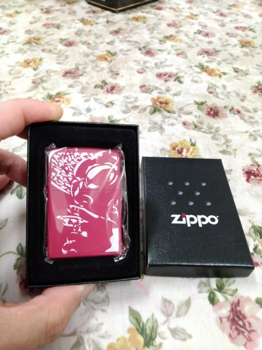 2002年hide zippo part.2 no.5 稀有橡膠覆蓋版本| Yahoo奇摩拍賣