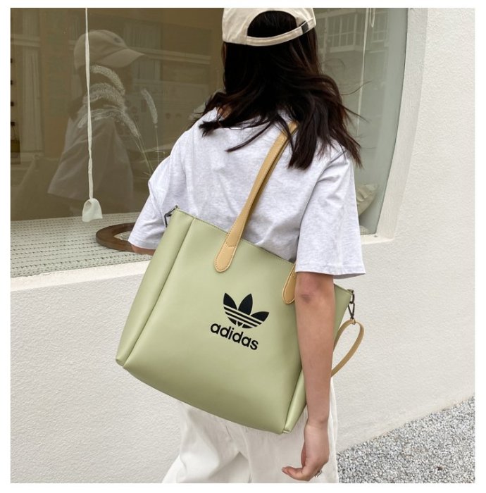 ～Mak運動服飾～adidas 愛迪達 三葉草女托特包單肩斜挎包包ins購物袋學生日系文藝簡約斜挎包 3989