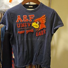 古著二手 AF Abercrombie & Fitch  短袖T  1元起標 肚子有摺線退色