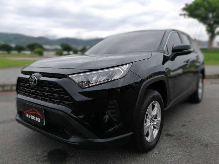 2019 Toyota RAV4 華新國際租車 台北 汽車出租 旅遊 企業 婚禮 露營 租車 非小馬 格上 和運