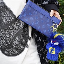 LV M30278 DISCOVERY POCHETTE 拉鍊手拿包 閃電藍 現貨