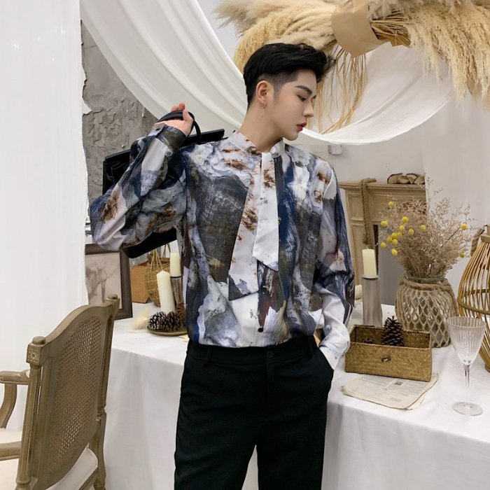 《TINO HOMME》2019春夏新款日韓版不規則剪裁OVERSIZE立領領結圖案滿版印花寬鬆長袖襯衫