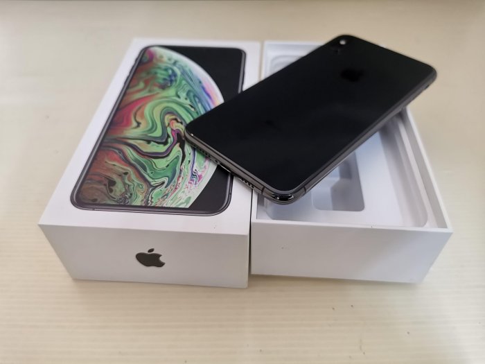 64GB 無傷二手功能正常 APPLE iphone xsmax xs max 只賣6千5也可用各式物品換