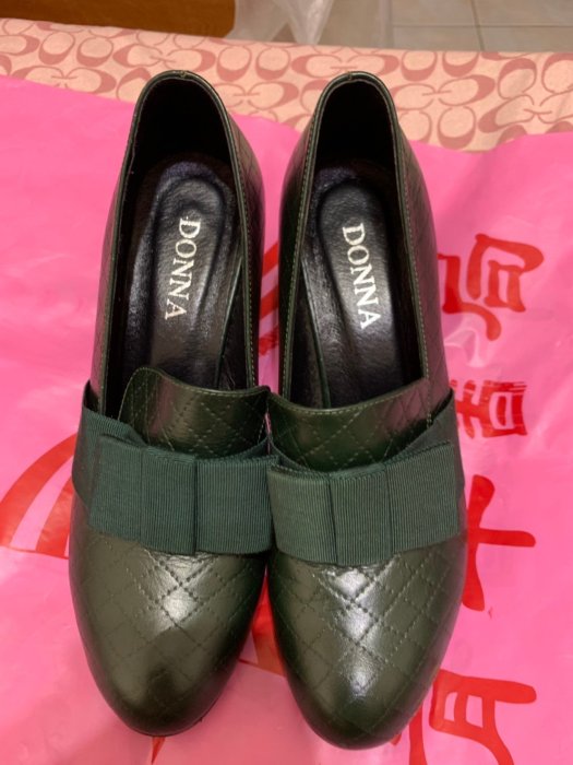 「 二手鞋 」 DONNA 高跟鞋 38號 ( 綠色 ) 鐵5