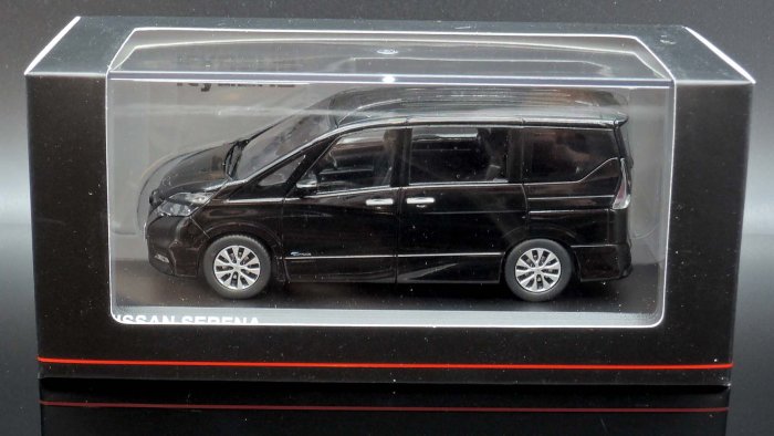 【M.A.S.H】[現貨瘋狂價] Kyosho 1/43 Nissan Serena C27 diamond black