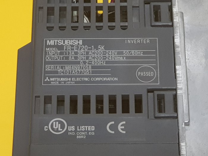 三菱Mitsubishi inverter E700 FR-E720-1.5K 變頻器本體| Yahoo奇摩拍賣