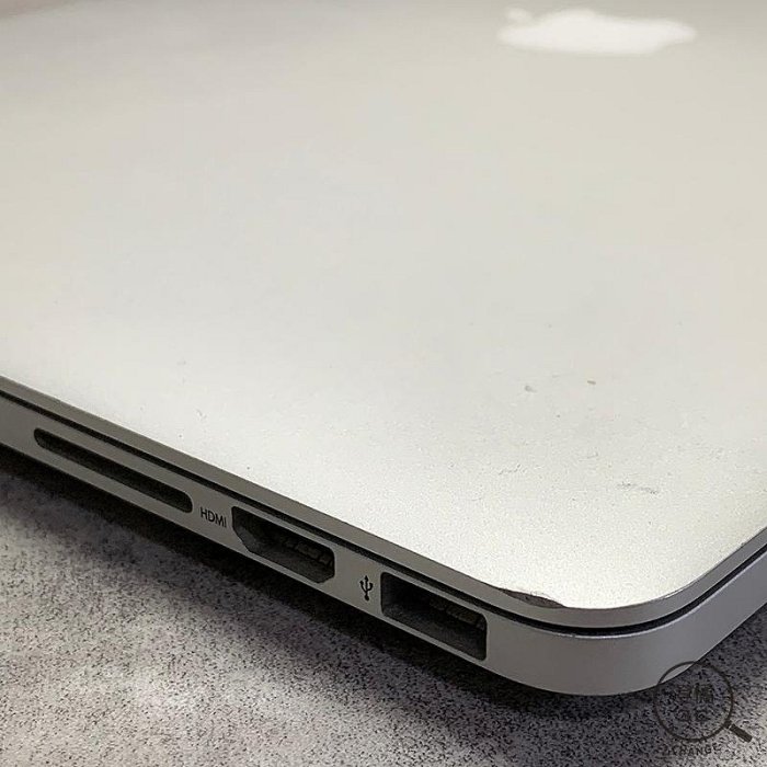 『澄橘』Macbook PRO 15吋 2015 I7-2.8/16G/256GB 瑕疵品 銀《二手 無盒》A65072