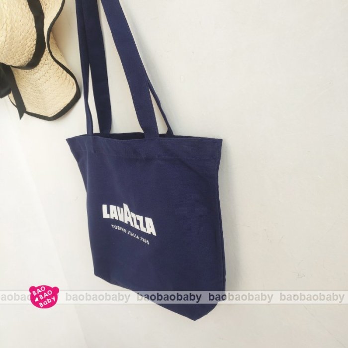 【寶貝日雜包】日本限定LAVAZZA深藍色肩背帆布袋 側背帆布包 側背包 單肩包 肩背包 手提袋 購物袋 經典字母包包