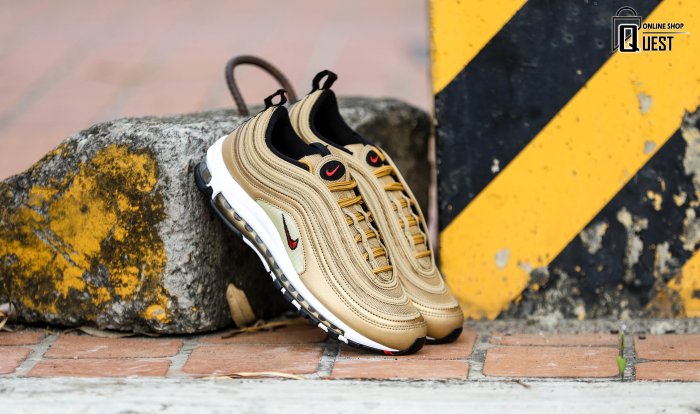 【QUEST】女款 NIKE AIR MAX 97 OG QS 金子彈 反光 紅勾 氣墊 慢跑鞋 885691 700