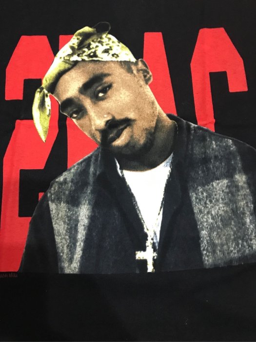 款款】VLONE 2PAC 紐約限定pop up 現貨S.M.L FACE T-shirt | Yahoo奇摩拍賣