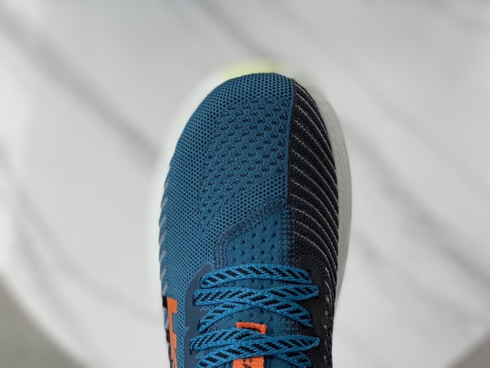 Hoka One One Carbon X 3 碳纖維板 高性能跑鞋 碳板跑鞋 男女 輕量慢跑鞋 緩震跑步鞋 專業跑鞋