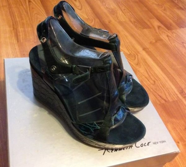 【美衣大鋪】☆ Kenneth Cole New York 正品☆ cutting wedge 契型鞋