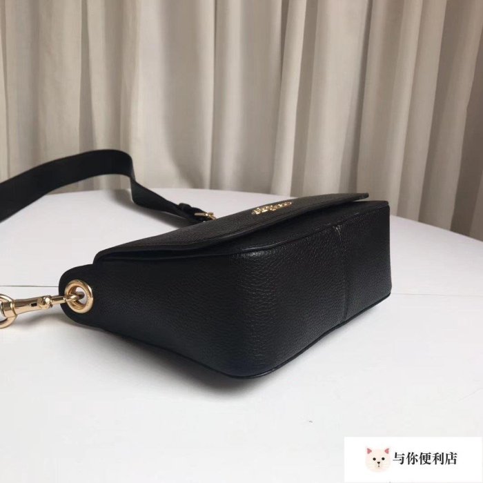 全新 COACH 77979 美國正品代購新款斜挎包 寬肩帶翻蓋包 郵差包-雙喜生活館