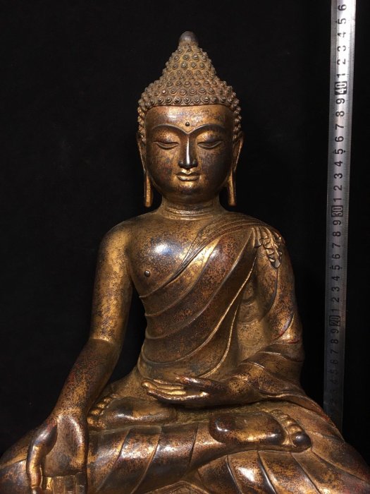 純銅釋迦牟尼佛像，重8.6公斤，140080R