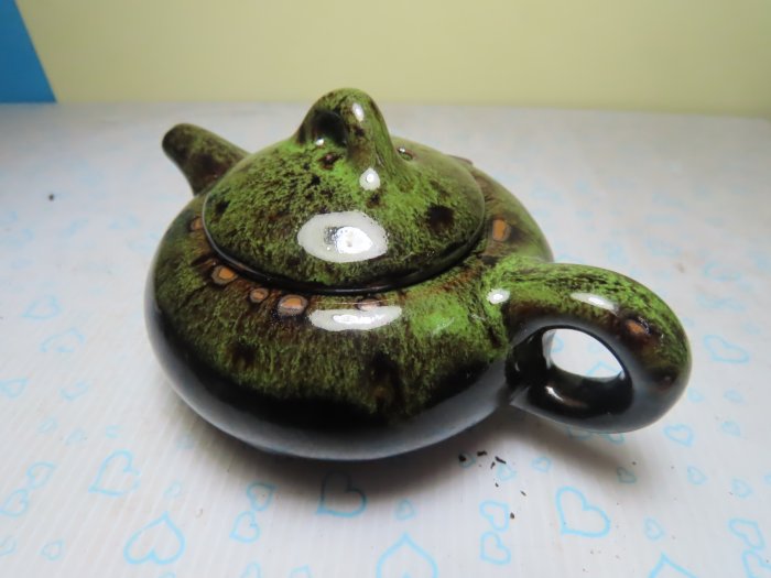 【競標網】高檔漂亮石灣亮紋彩陶瓷茶壺(A09)(天天處理價起標、價高得標、限量一件、標到賺到)
