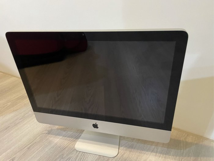 Apple iMac A1311 21.5吋2010 3.06 GHz intel i3 8G記憶體SSD硬碟