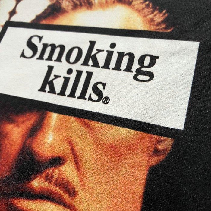【現貨精選】日本FR2潮牌smoking kills明星款式god father 教父馬龍白蘭度黑白色男女短袖T恤