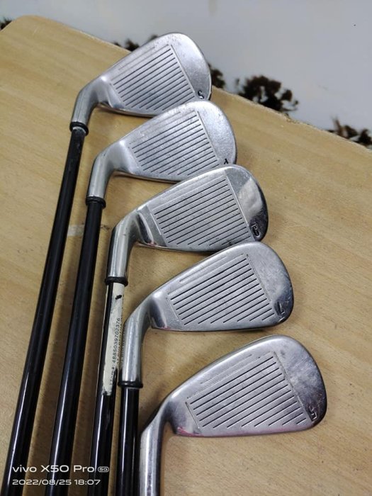 Golfholiday-Callaway X18 Irons#5.7.9.P.S(5支)/R 碳纖維鐵桿組(中古)