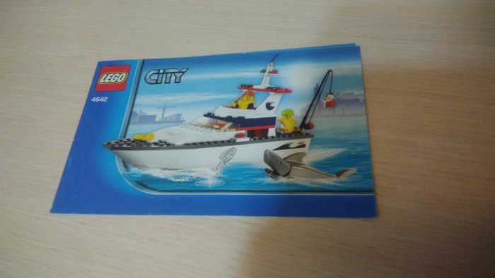 [二手]樂高,Lego 4642 Fishing boat 快艇 釣魚船 鯊魚 魚