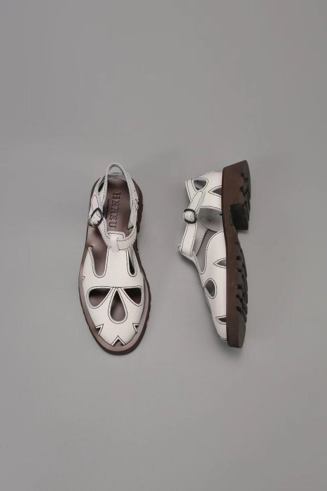 【熱賣下殺價】西班牙設計感HEREU秋季包頭瑪麗珍涼鞋女真皮平底鏤空羅馬鞋