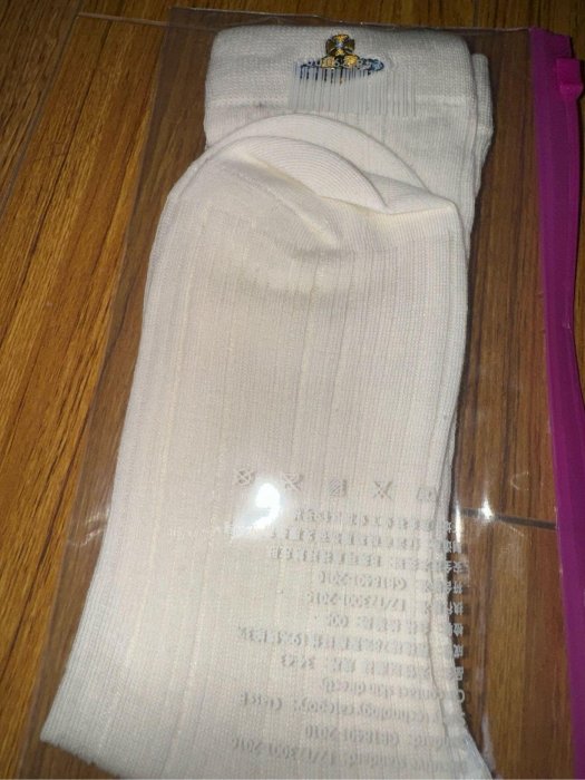 0423一件不留👜 國外帶回襪子超美春夏中筒襪（獨立包裝）