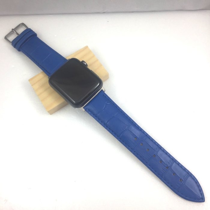 Apple Watch 代用錶帶 藍色 正面牛皮真皮 背面PU人造皮 鱷魚大格紋 錶帶 不鏽鋼ㄇ字釦 42 44