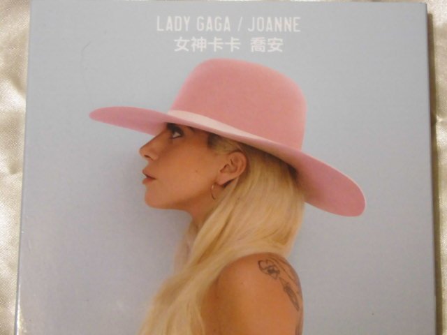 Lady Gaga 女神卡卡(一個巨星的誕生) (Deluxe)-- Joanne 喬安 完美豪華版