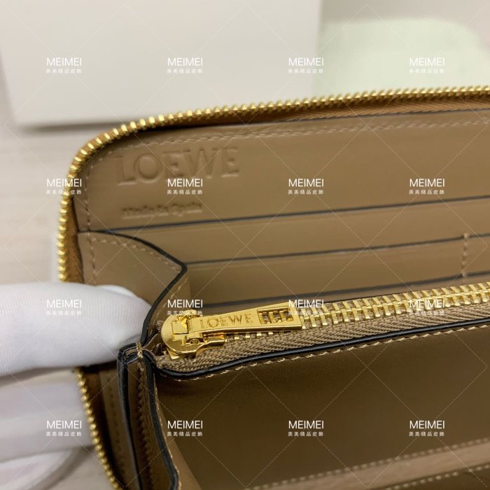 30年老店 預購 LOEWE Puzzle Long zip Around Wallet 長夾 拉鍊 駝色