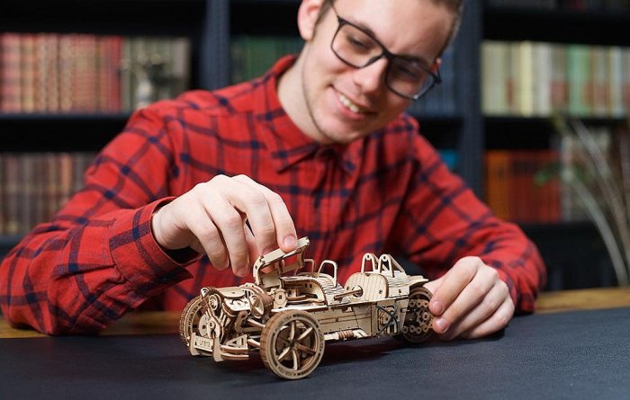 Ugears ڤT] UGR-S Wooden Model Kits DIYҫ