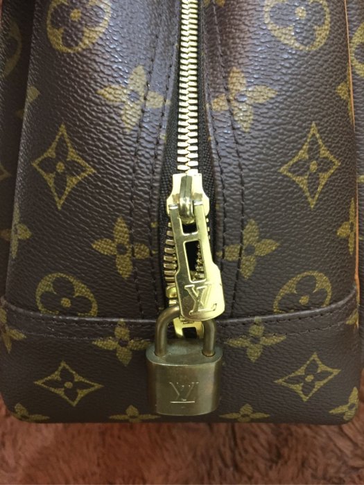 Louis Vuitton LV 大珍妮包M47270(售出)