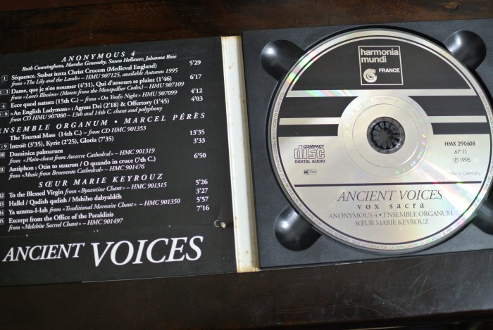 CD ~ ANCIENT VOICES VOX SACRA ~ 1995 HARMONIA MUNDI 290608