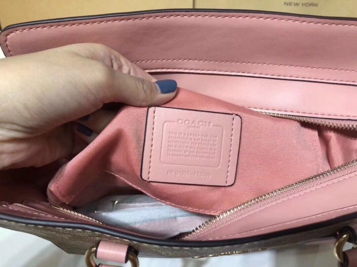 DanDan代購 美國正品 COACH 78380 新款女士拼色耳朵包 蝙蝠包 經典C紋單肩斜挎提手包 附購買證明