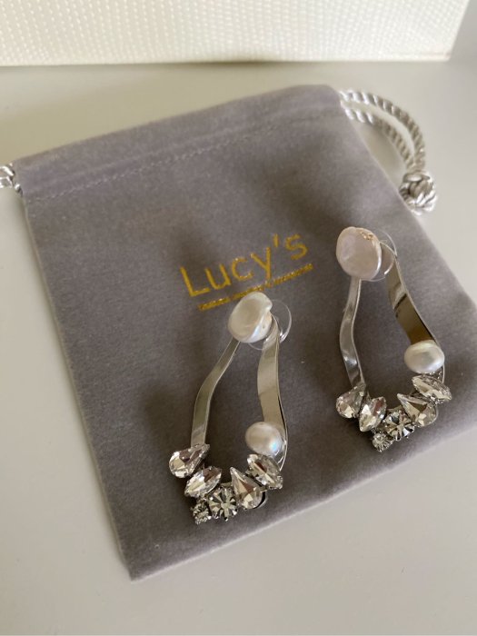 藝人指定飾品品牌 LUCY’S 珍珠水鑽耳環 針式